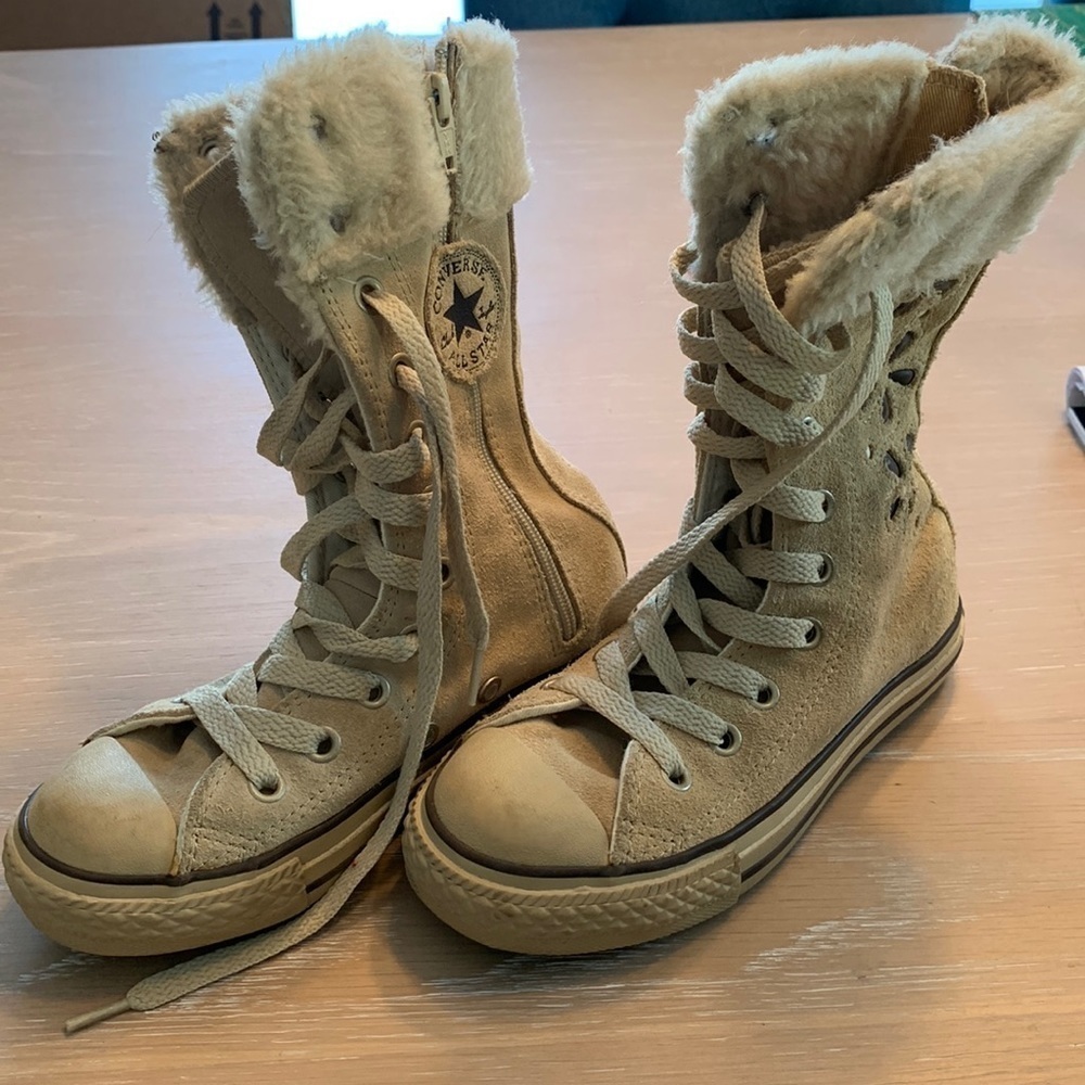 Converse All Star Leather Boys Size 11 high top sneakers with zippers good cond